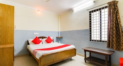 Sri Muni Residency Room Type - Classic Room AC