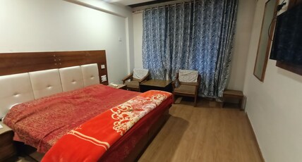 Hotel Dronagiri Room Type - Deluxe Room