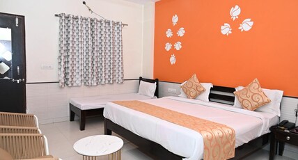 Hotel 7 Door Room Type - Super Deluxe Room