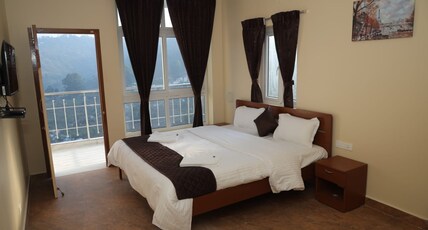 Seven hills valley Room Type - Deluxe Room