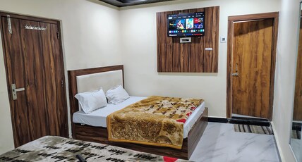 Hotel Diamond inn Mathura Room Type - Family Room