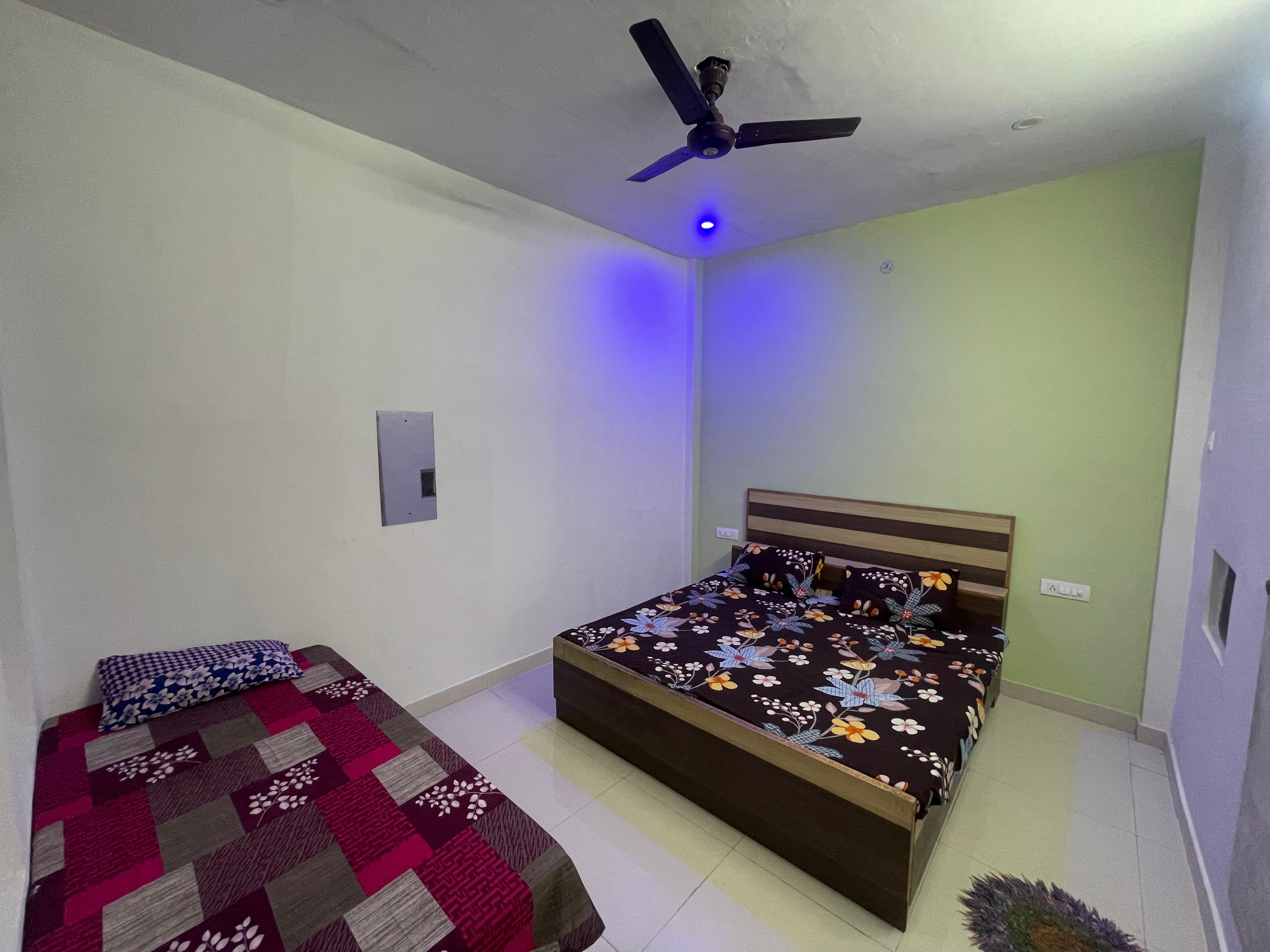 ARYA sadan Home stay - Tap to explore photos