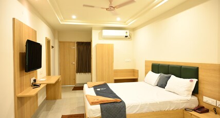 Hotel Sree Kanya Inn Room Type - Super Deluxe Non Ac Hotel Sree Kanya Inn Room Type - Super Deluxe Non Ac