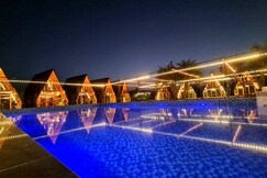 Sapling's N Eyrie's Farm