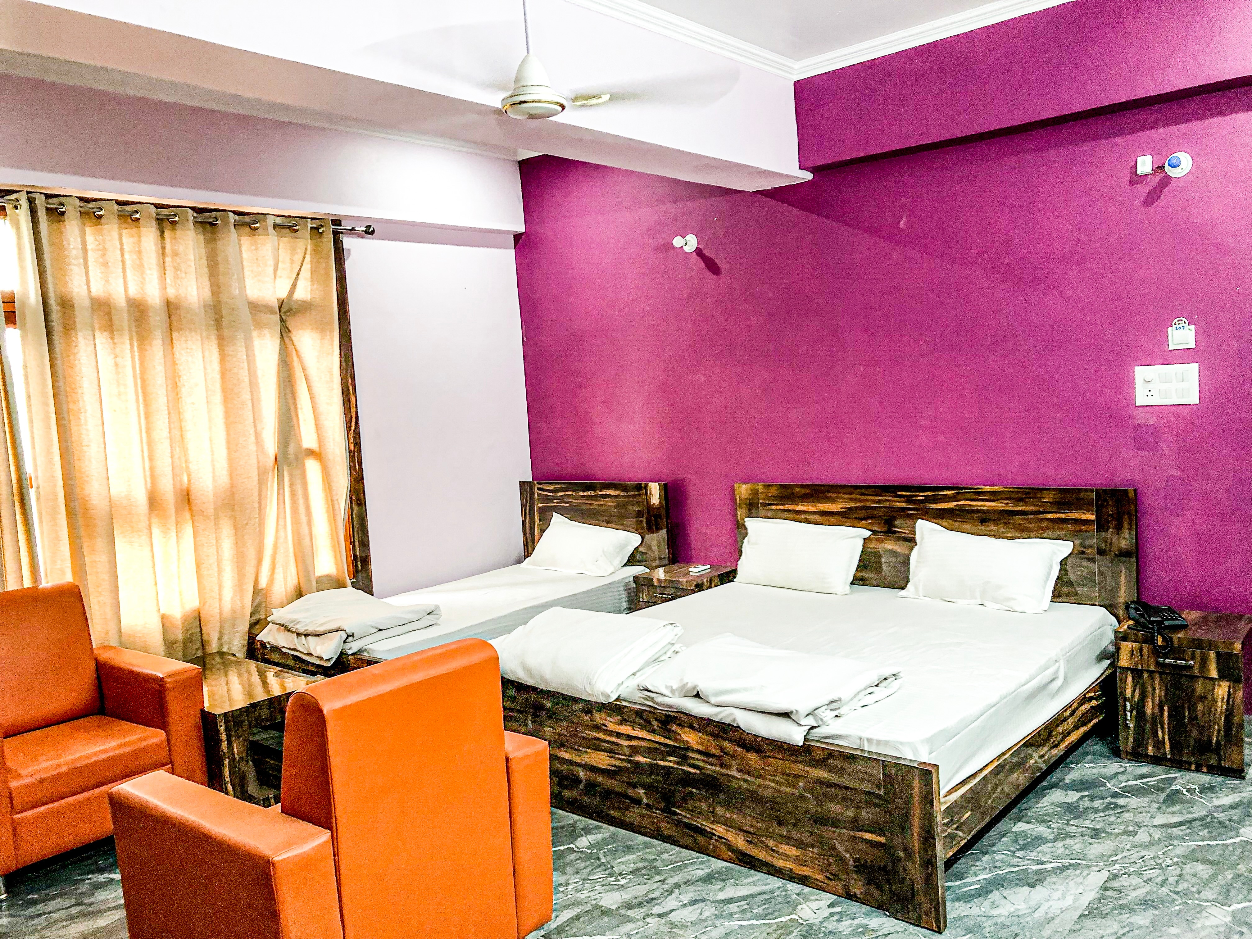 Hotel Kunti International - Tap to explore photos