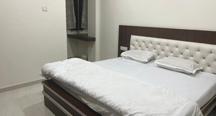 HOTEL AARNA PALACE Room Type - AC ROOM