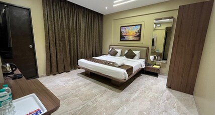 Hotel Kedari Residency Room Type - Super Deluxe Room with Balcony