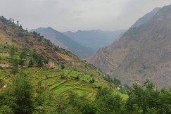 The Gajraj Hotel