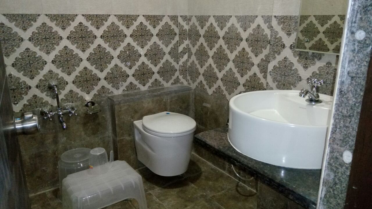 Hotel Gitanjali Inn - Tap to explore photos