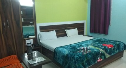 Hotel Kartik Tower Room Type - Deluxe AC Room