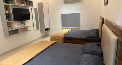 HB Hotel Room Type - FAMILY ROOMS