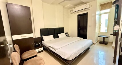 HOTEL ASHOKA THE GRAND Room Type - Deluxe Room