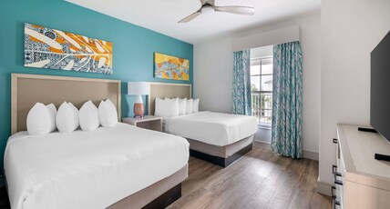 Hilton Vacation Club Aqua Sol Orlando West Room Type - 2 BDM KG 2 DBLS