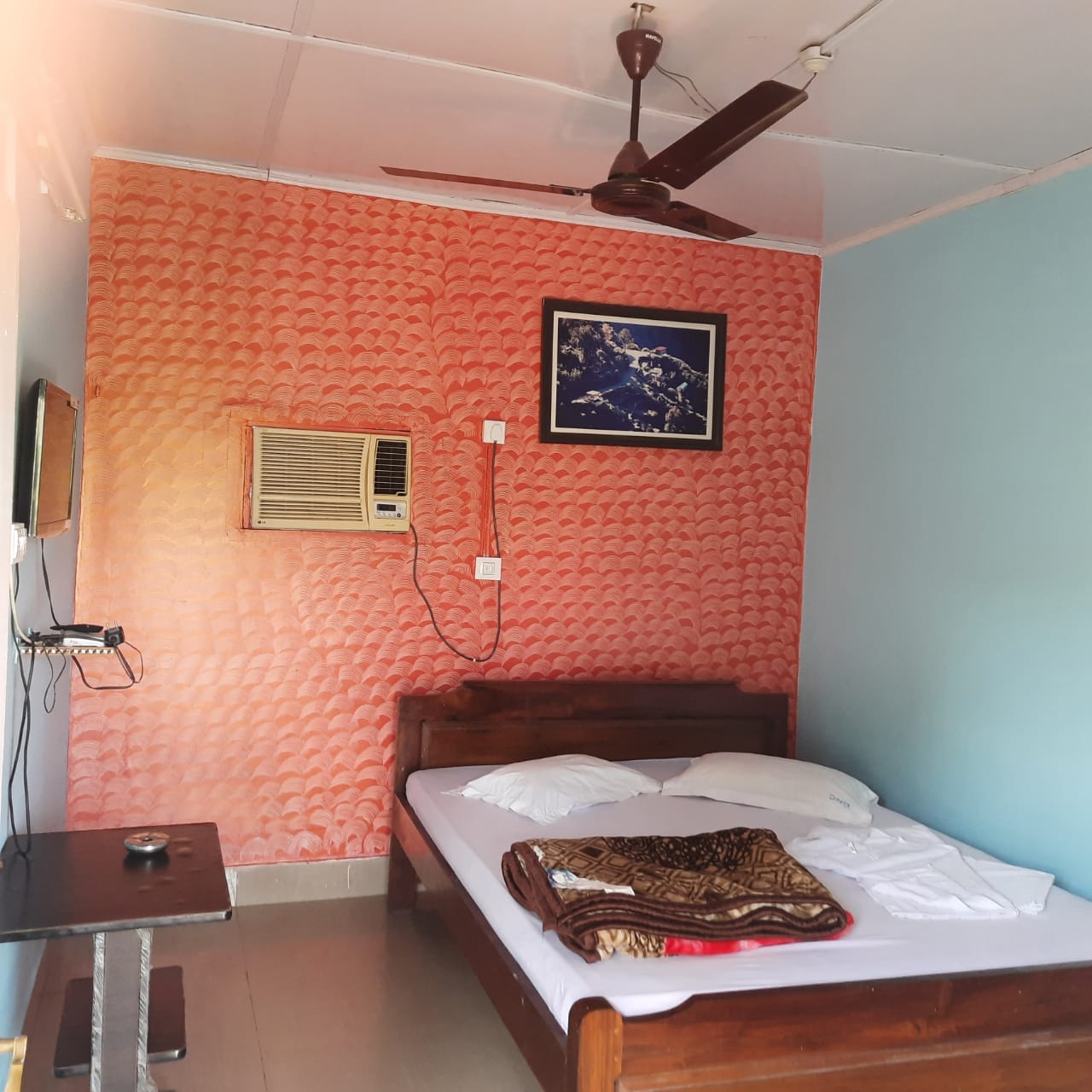 GORUMARA NATURES COTTAGE - Tap to explore photos