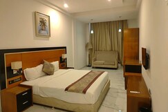 Hotel BB Grand Agra