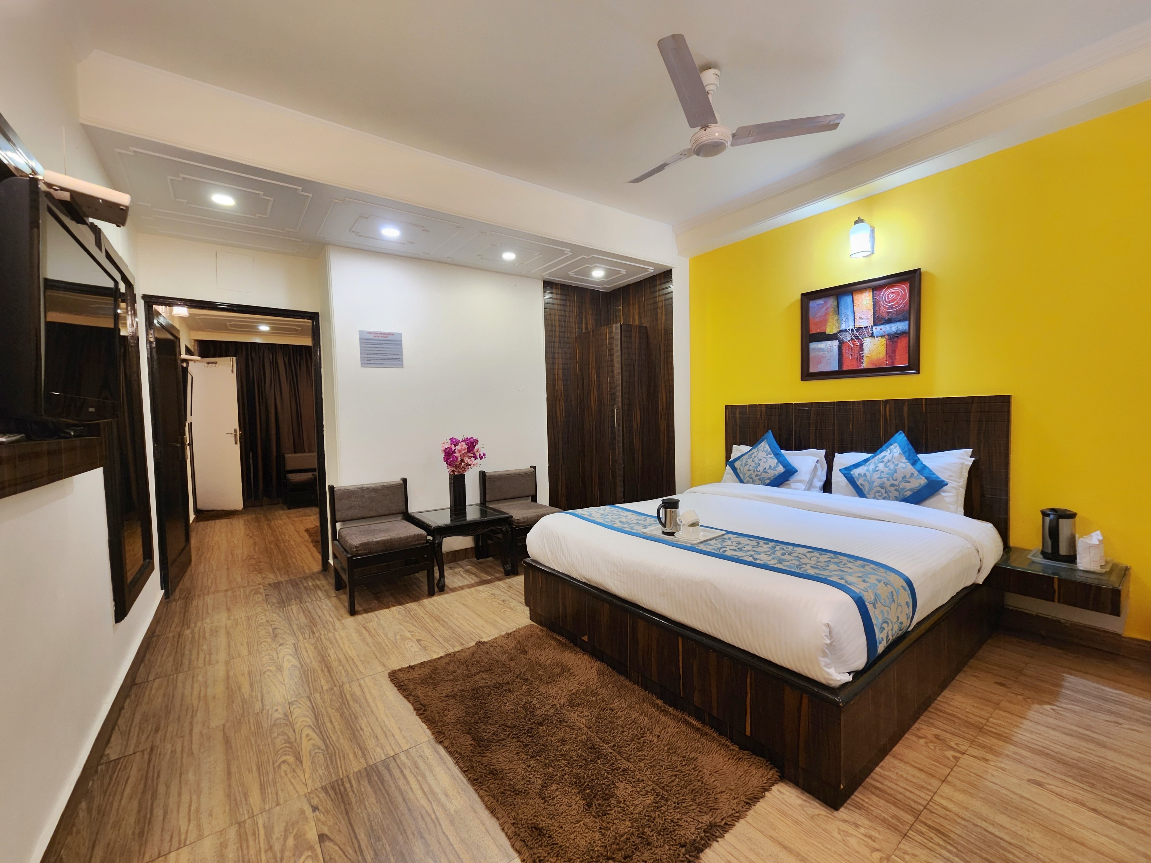 Hotel Sangeet Mall Road Shimla - Tap to explore photos