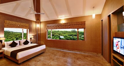 Sarovar Portico Gir Room Type - Suite - 1 Double Bed 58SQM Free WiFi