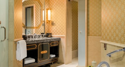 InterContinental LHASA PARADISE Room Type - 1 King Premium Club Lounge Access