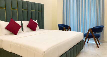 HOTEL RC VILLA Room Type - Deluxe Double Bed Room
