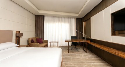 Crowne Plaza KUNMING CITY CENTRE  Room Type - 1 King Standard