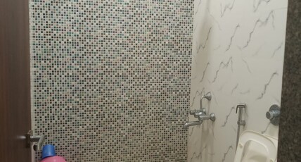Hotel Gungun Room Type - Super Deluxe AC Room with Ensuite Bathroom