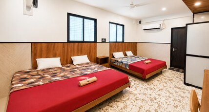 Morya lodge &restaurant Room Type - SUPER DELUX A/C GROUP STAYS