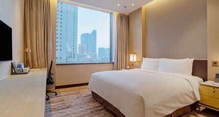 Hilton Shenyang Room Type - FAMILY SUITE
