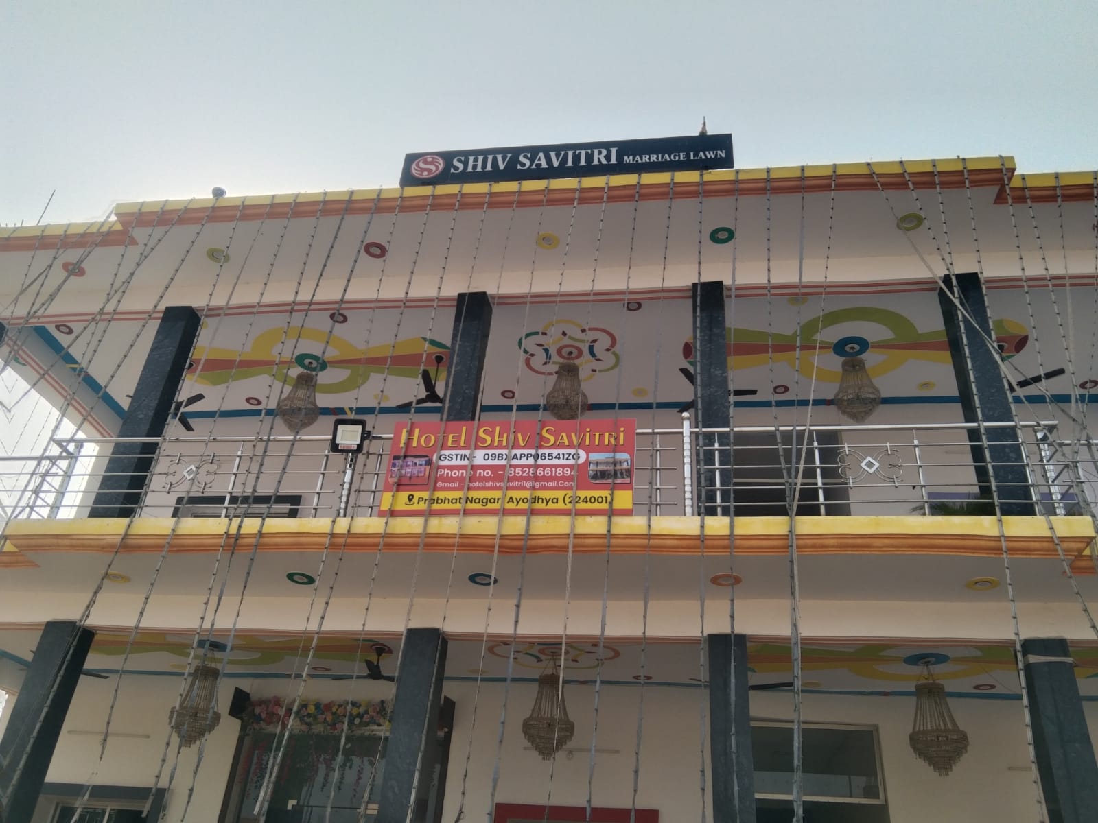 Hotel Shiv Savitri | Ayodhya Near Ram Mandir - Tap to explore photos