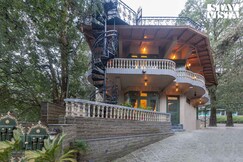 3 Rooms @ Villa 360 by VEO - Part of StayVista