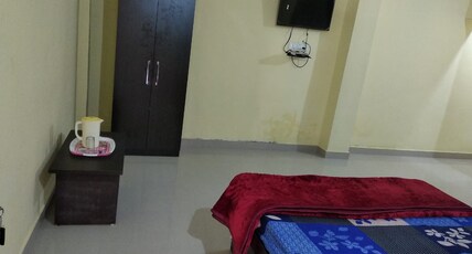 hotel omkar palace Room Type - Deluxe Room