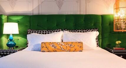 Kimpton HOTEL MONACO PITTSBURGH Room Type - 1 King Premium Corner