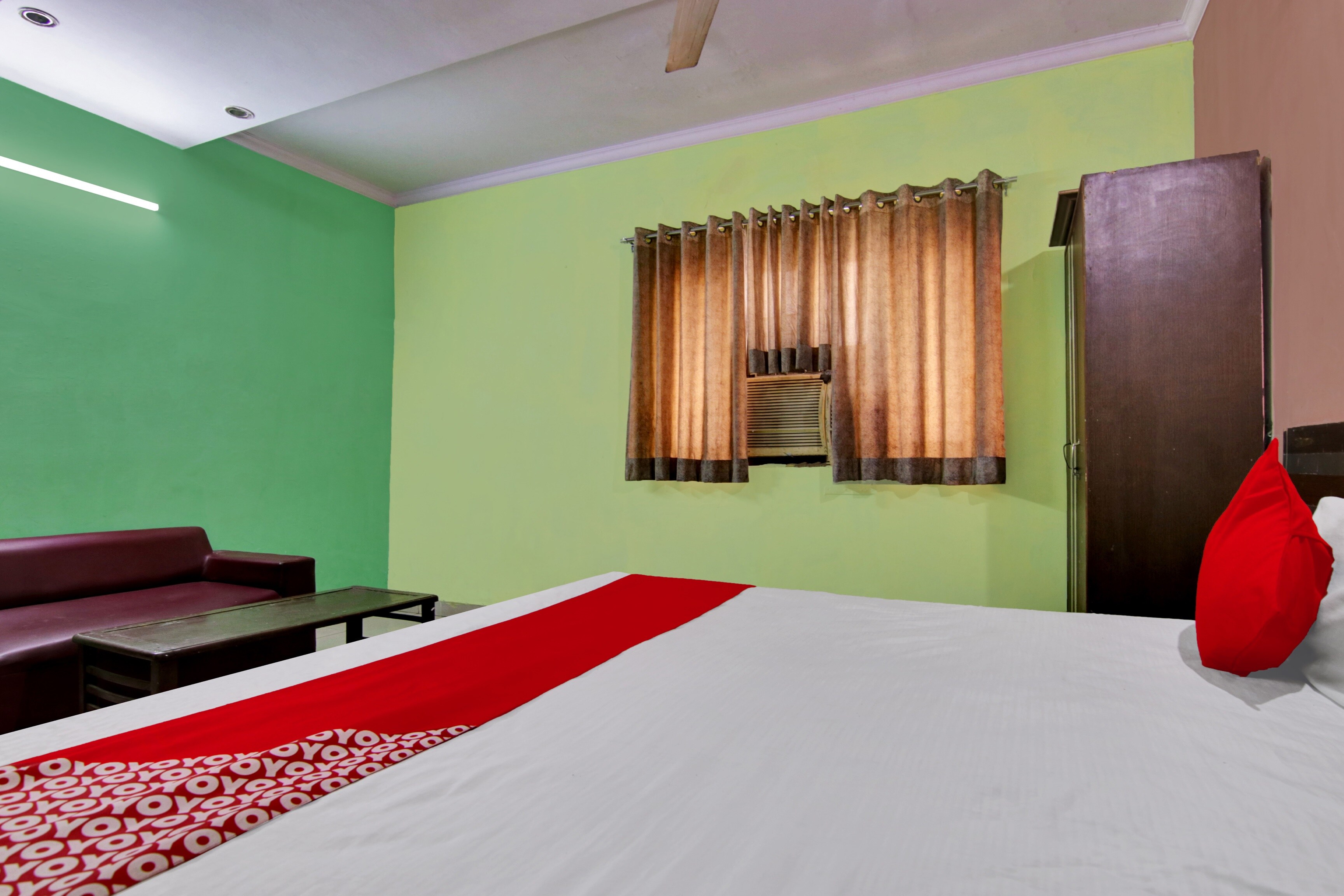 Hotel O Swagat Palace - Tap to explore photos