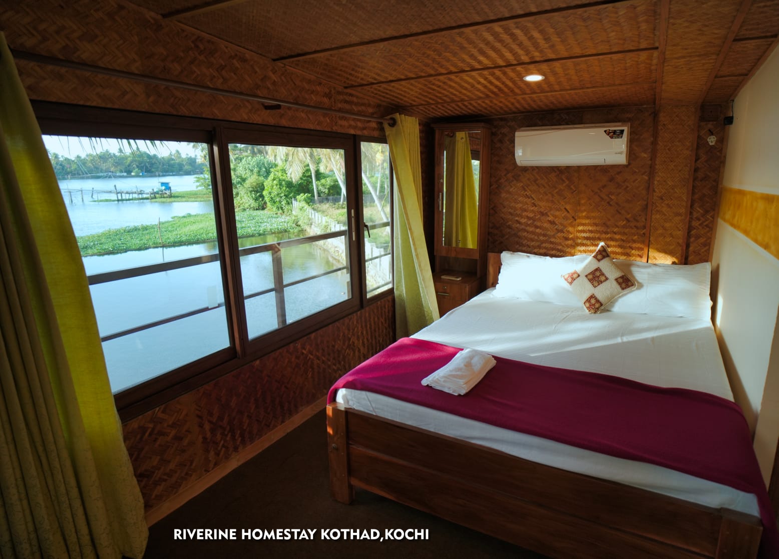 Riverine Homestay Kochin - Tap to explore photos