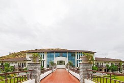 Shathayu Ayurveda Yoga Retreat