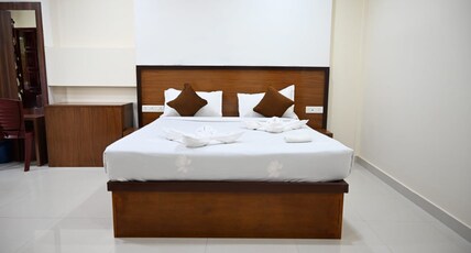 Gkb Bay View Home Stay Room Type - Deluxe Room