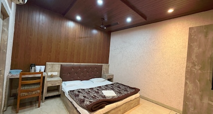 HOTEL BALAJI INTERNATIONAL FORBESGANJ Room Type - AC STANDARD HOTEL BALAJI INTERNATIONAL FORBESGANJ Room Type - AC STANDARD