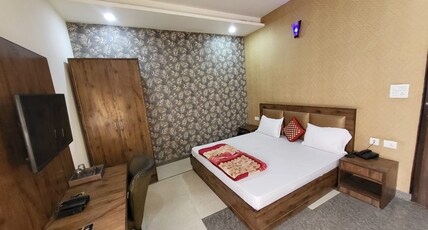 Hotel Olive Room Type - Deluxe Room