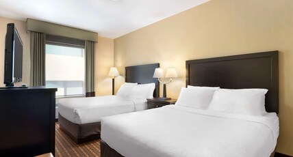 Best Western Pacific Inn Room Type - 2 Queen Beds, Non-Smoking, Microwave And Refrigerator, Wi-Fi