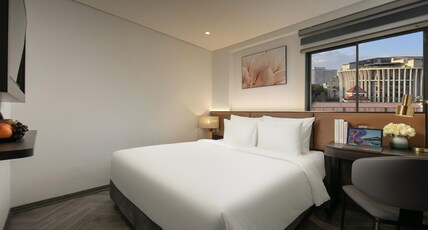 Sora Hotel Hanoi Room Type - DELUXE DOUBLE WITH WINDOW