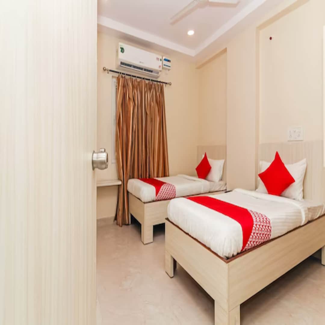 Hotel Sai Manikanta Residency - Tap to explore photos