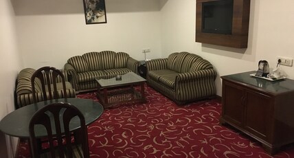 Hotel Lawrence Room Type - Suite Room