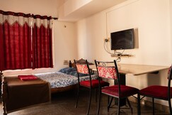 DUDI s Stay Tiles House