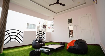 The Cozy Nest Homestay Room Type - Stay in Pondy | Parking | city centre 6 The Cozy Nest Homestay Room Type - Stay in Pondy | Parking | city centre 6