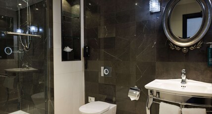 Hilton London Syon Park Room Type - FAMILY ROOM