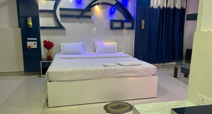 HOTEL GOPINATH Room Type - SUITES