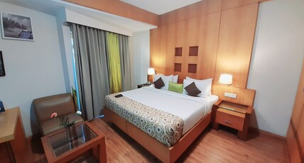Hotel Meadows Residency Room Type - Love Shore Room