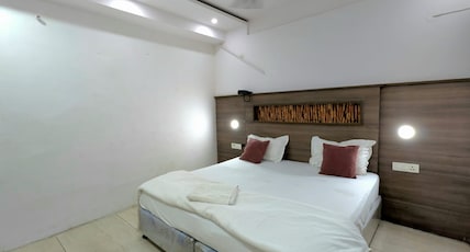 Hotel Classic Room Type - Classic Economy Room: AC, WiFi, Couple Friendly Hotel Classic Room Type - Classic Economy Room: AC, WiFi, Couple Friendly