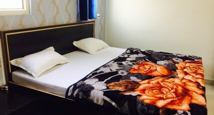 Hotel Family Choice Room Type - Deluxe AC Room