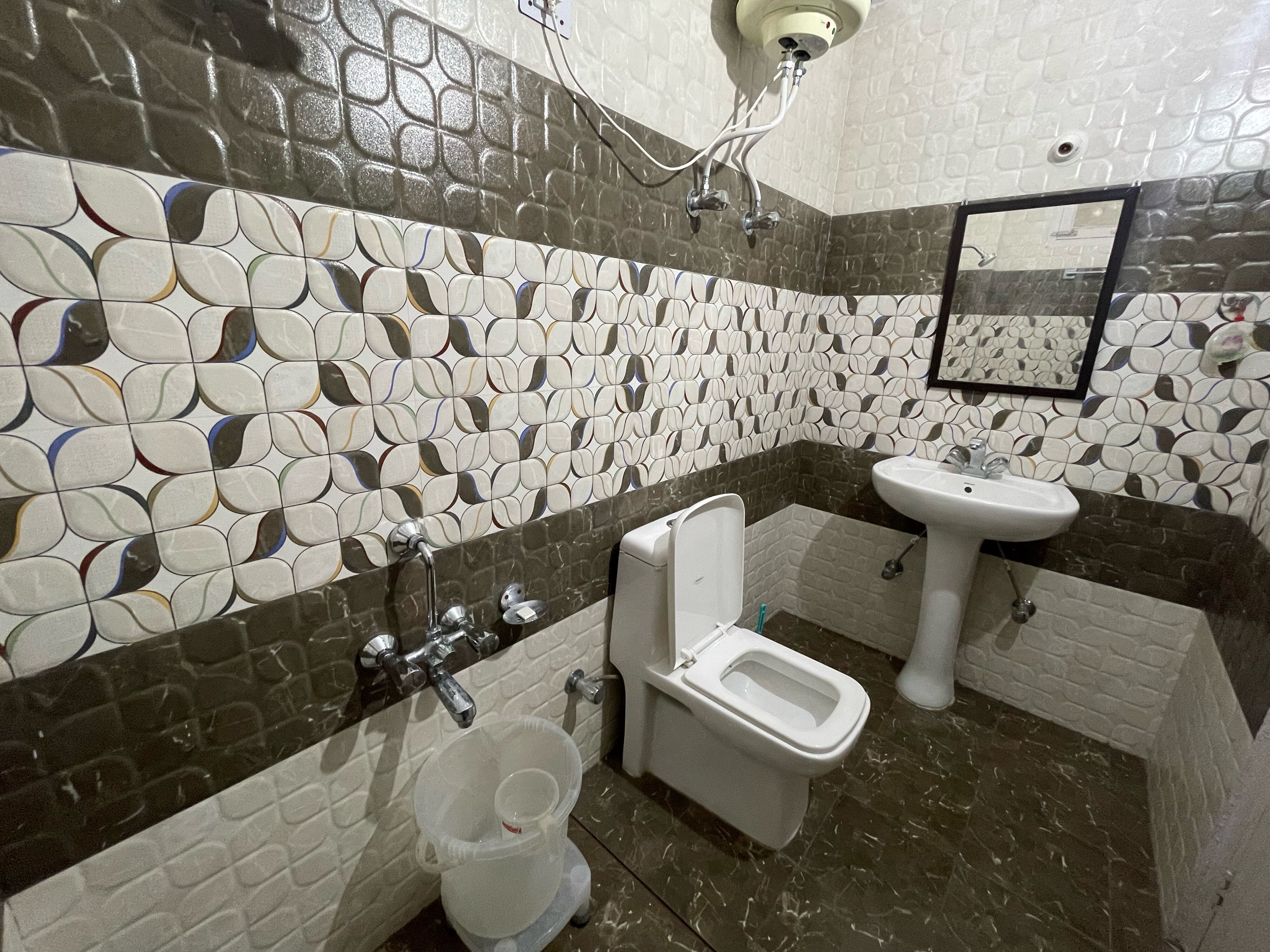 Tarini  Homestay - Tap to explore photos