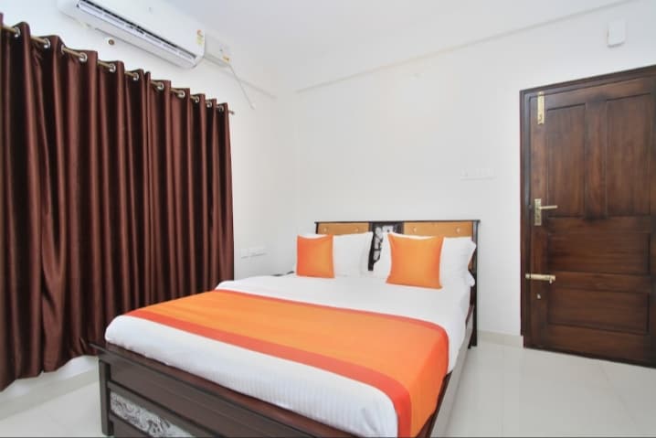 Hotel Royal Residence - Tap to explore photos